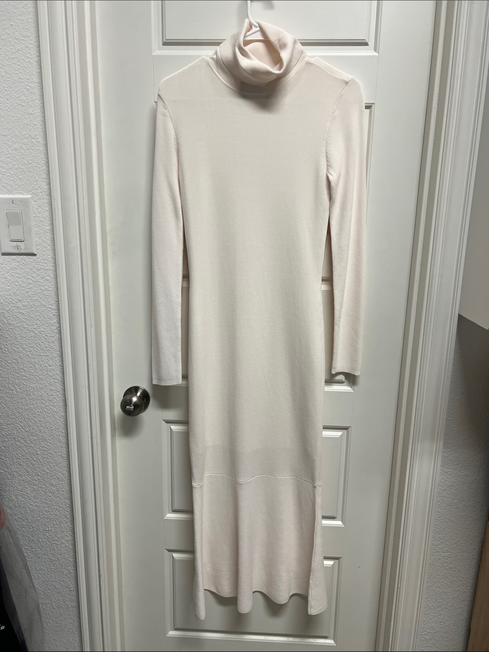 NWT Turtleneck Long Sleeve Knit Dress - Cream